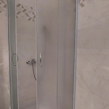 Iris Srebrno Jezero 아파트 *